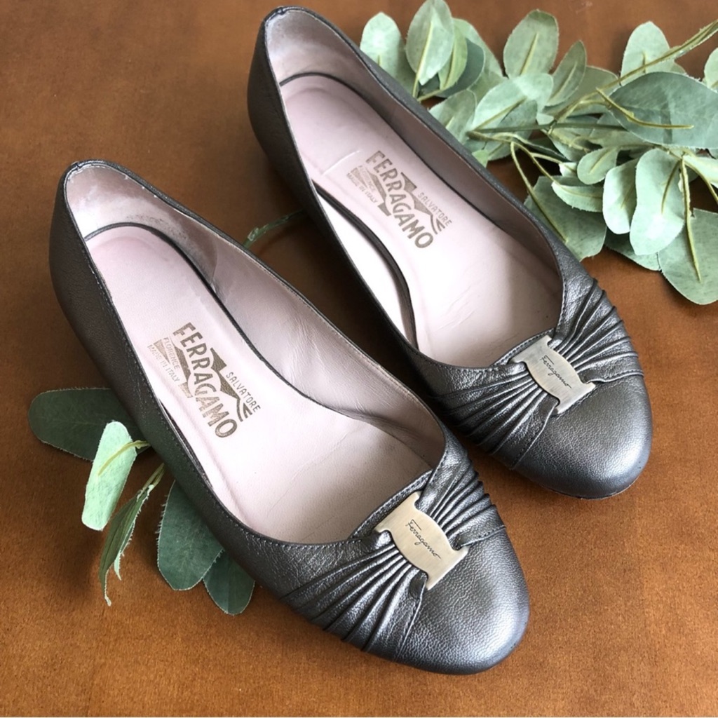 Authentic Salvatore Ferragamo Flats